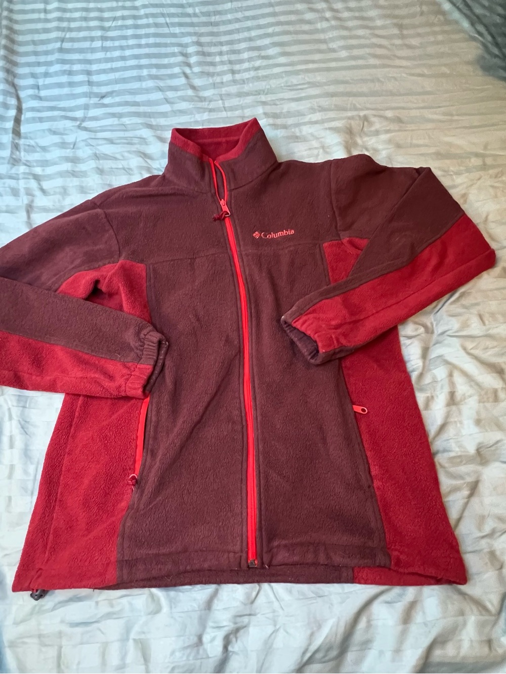 Columbia Men’s Two-Tone Burgundy and Red Fleece Jacket